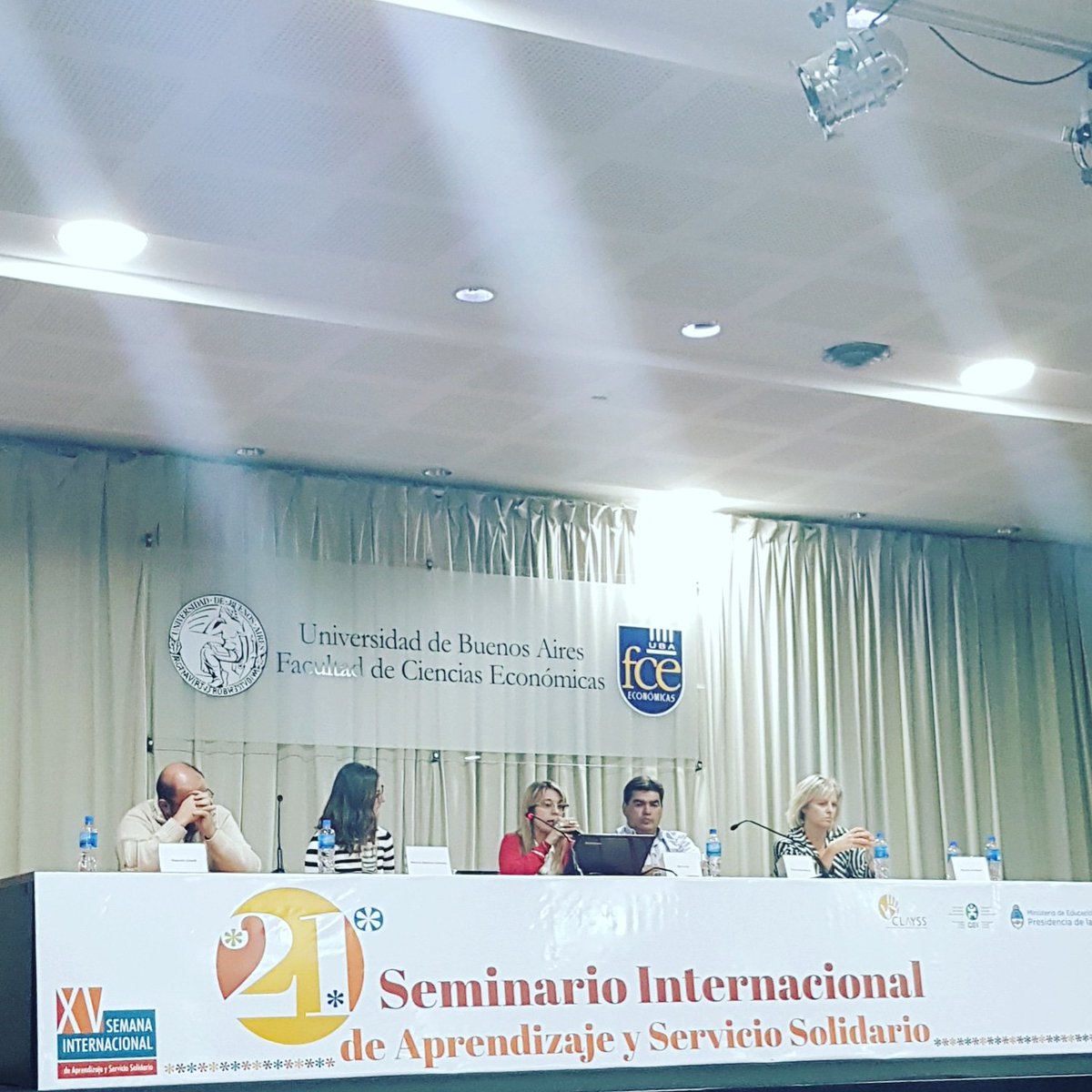 Ya estamos en el Plenario Aprendizaje Servicio-Aprendizaje basado en proyectos #seminarioCLAYSS #aprendizajeservicio #AprendizajeAutentico