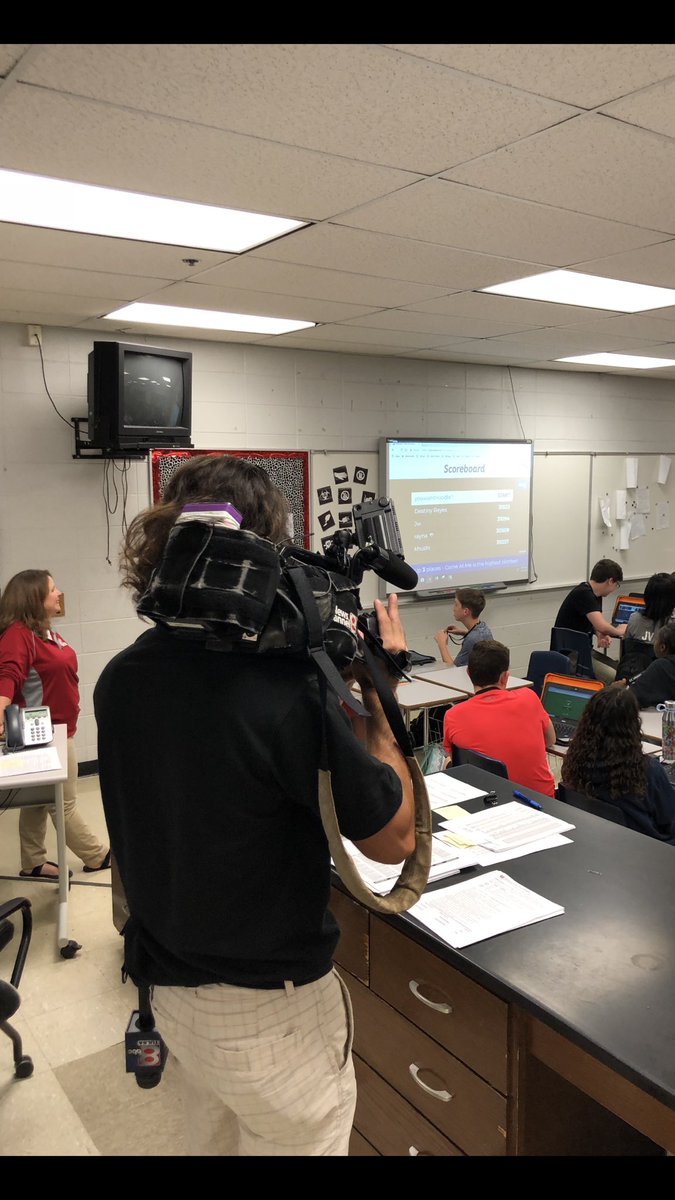 Exciting day @9GCUnion <a href="/UnionSchools/">Union Schools</a> as we roll out our 1:1 initiative and every 9th grade student receives a laptop!