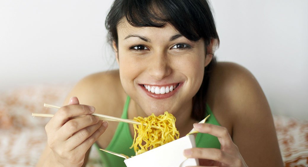 Healthy meals on the go? You can do it! Try these ideas for breakfast, dinner and everything in-between. bit.ly/HealthyMeals-MB