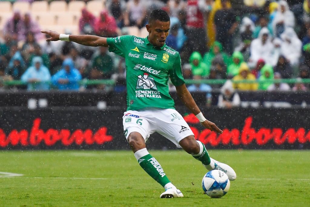 williamtesillo's tweet photo. Gracias DIOS por estos 3 puntos #SerFieraEsUnOrgullo seguimos de tu mano 🙏🏽🦁 https://t.co/ZaPDZm2dbS
