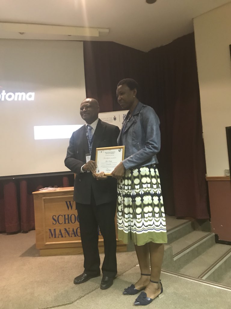 review_african's tweet photo. Congratulations to Lydia Kwoyiga for her paper tittled: “Institutional Analysis of Groundwater for Dry Season Irrigation in the North East Ghana” for winning the inaugural AK Fosu Award.
#arefconf @witsbschool https://t.co/j8eIloqrN6