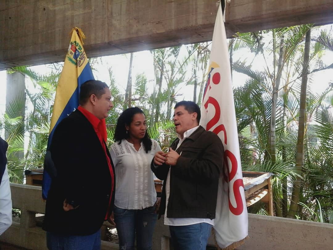 cfscapacitacion's tweet photo. #LoDijo Diva Guzmán Vice Ministra de @MPPPSTVe Los jóvenes tenemos la misión de convencer a nuestros hnos y hnas vnzlos de regresar a nuestro país y juntos construir el futuro dando un paso al frente para garantizar nuestra posición de ser libres y soberanos #IncesInnovaEnLinea https://t.co/B5FzfXwKqR