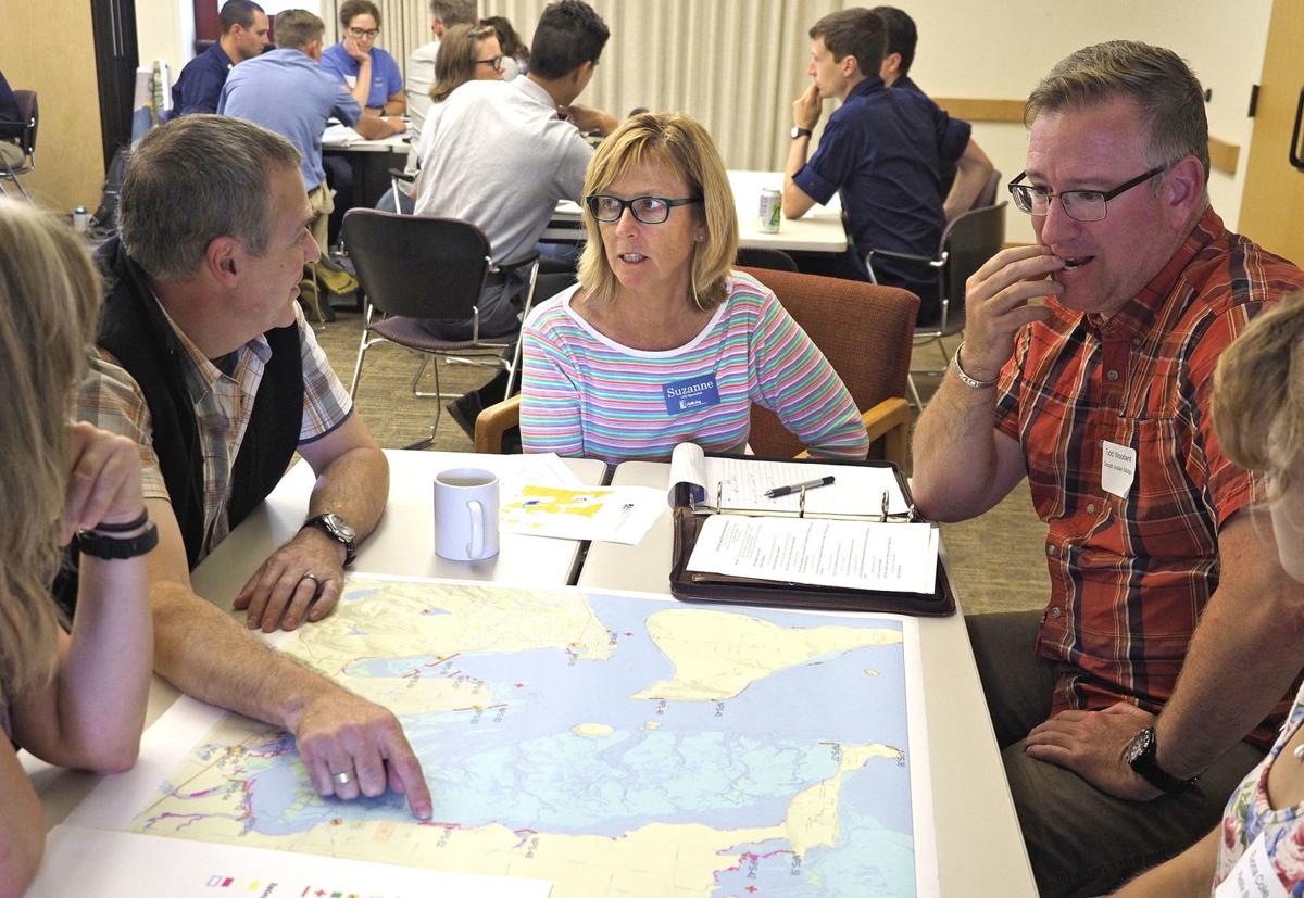 Racquel_SVH's tweet photo. Group explores how to protect #PadillaBay in the event of an oil spill nearby: https://t.co/W7G5R7aQ9L #Skagit https://t.co/HSdqQ4Dgbx