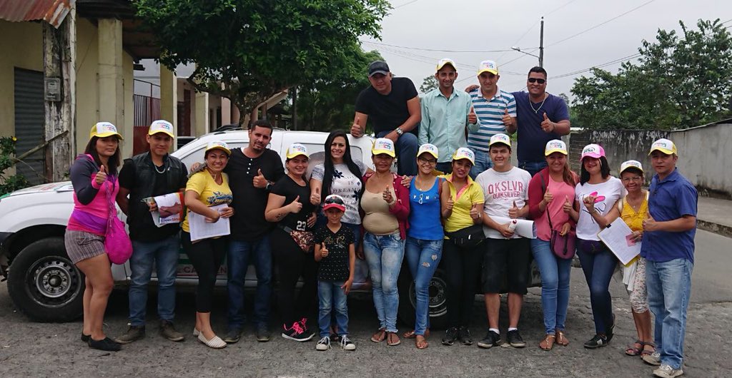 RodrigoMenaR's tweet photo. Equipo listo #ElCarmenGANA gracias Dios por un nuevo día. https://t.co/pvW5re2ghO