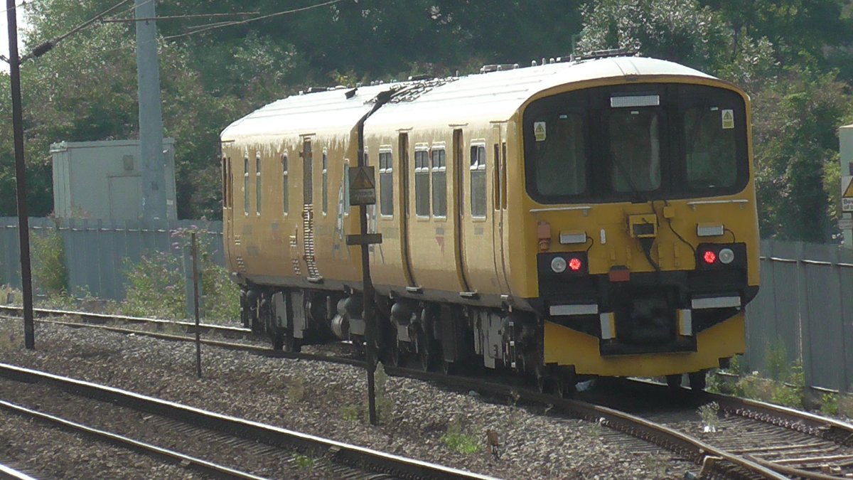 danthetrainman's tweet image. Was great to see the @networkrail #Class950 Sprinter unit at Stowmarket Station on Wednesday morning. :)
