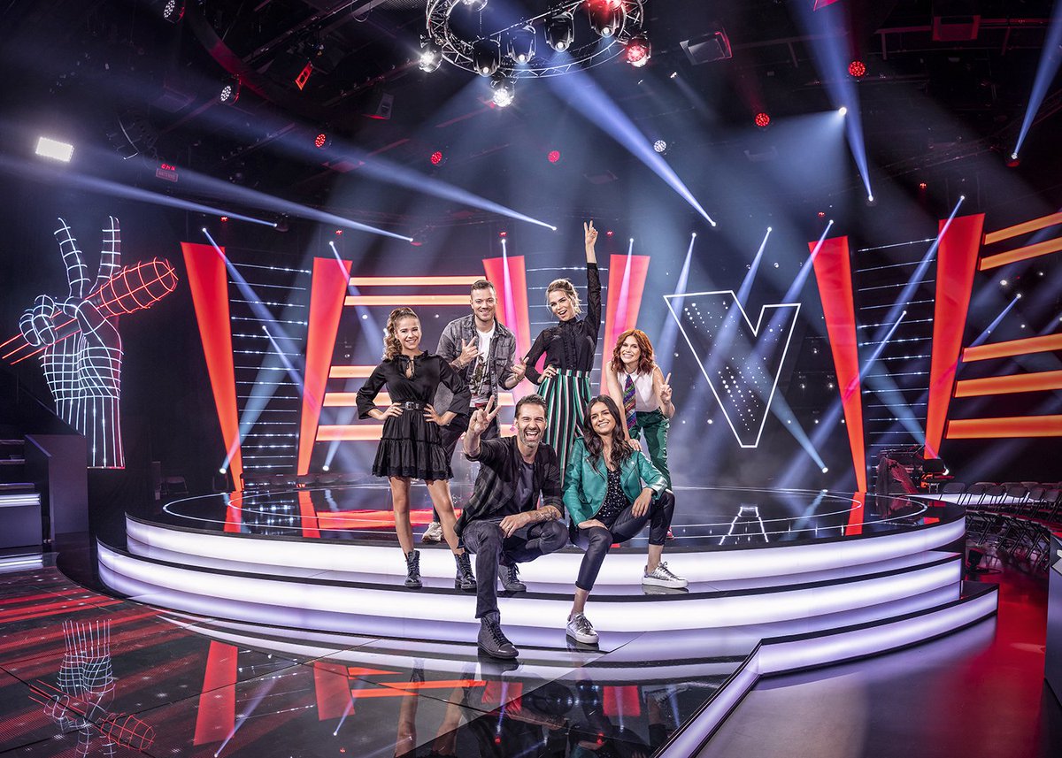 De kleinste talenten verdienen de grootste show! Inclusief nieuw decor en nieuwe coaches K3 en <a href="/GersPardoel/">Gers Pardoel</a> #vtmthevoicekids #najaarVTM