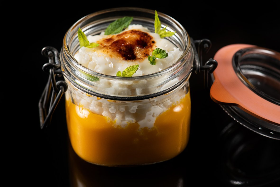 Hemos traído el verano a nuestros postres. El arroz con leche de coco y mango no dejará indiferente a nadie... Echa un vistazo a nuestro menú de verano aquí bit.ly/2KTFkpG

#authenticitybyunicohotels