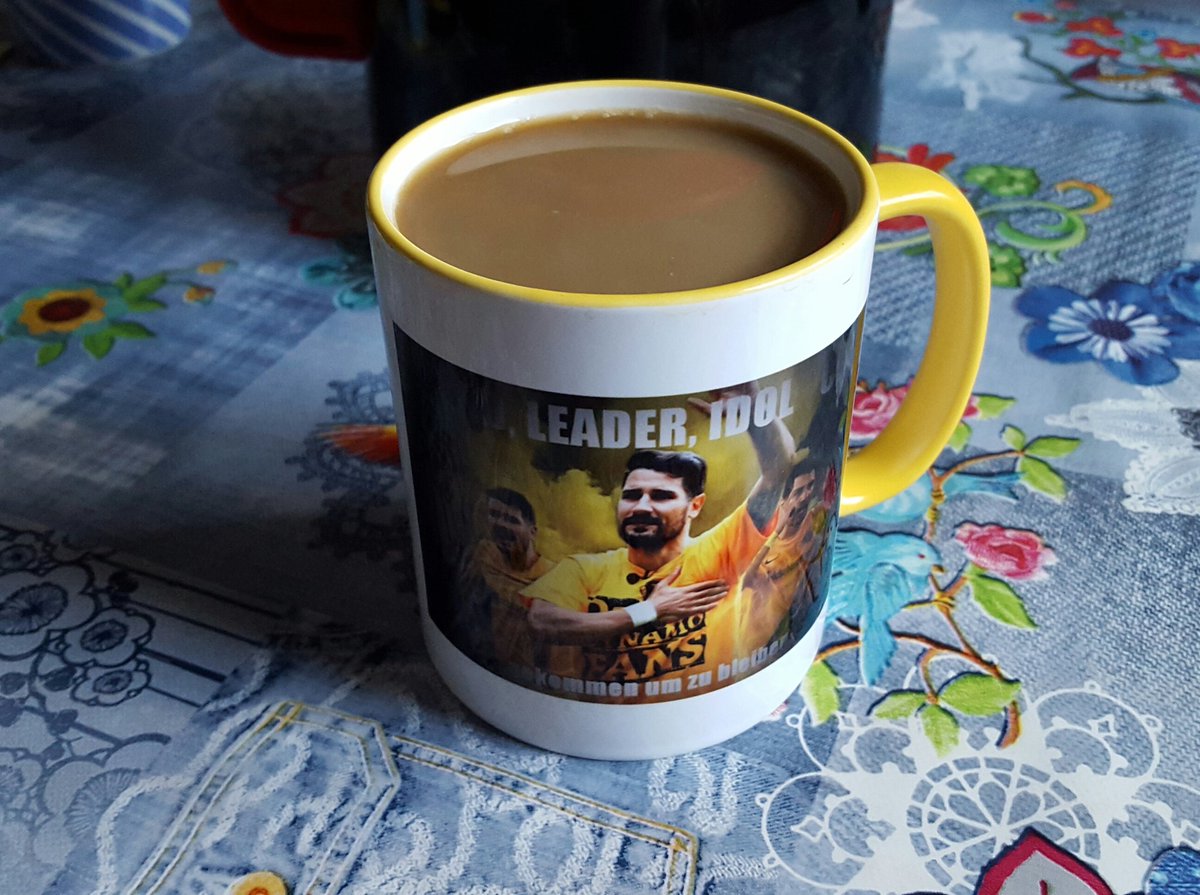 Shit_egal's tweet photo. Erstmal nen ☕ auf den #Interimstrainer trinken.

Viel Erfolg für die kommende Zeit Christian #Fiel 👊

#sgd1953 https://t.co/sQ0m1SF5EW