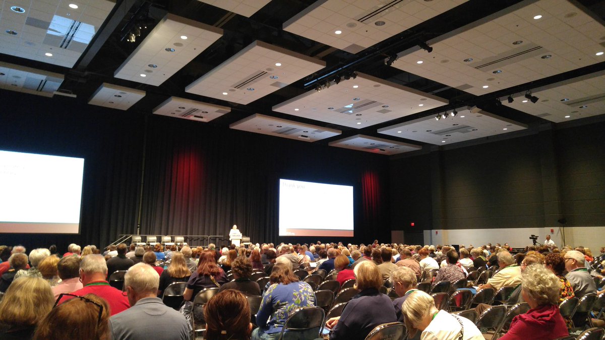 A full house for opening session of Day 2 of the #FGS2018 conference! #genealogy