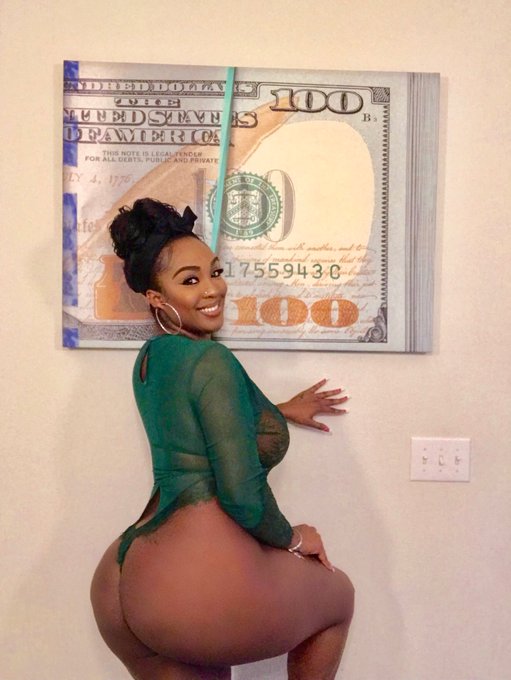 Goodmorning 😘💰👅 https://t.co/Bh2h7F026C<a href="/tag/allnatural"class="tags"><span>#allnatural</span></a><a href="/tag/curvy"class="tags"><span>#curvy</span></a><a href="/tag/thick"class="tags"><span>#thick</span></a>