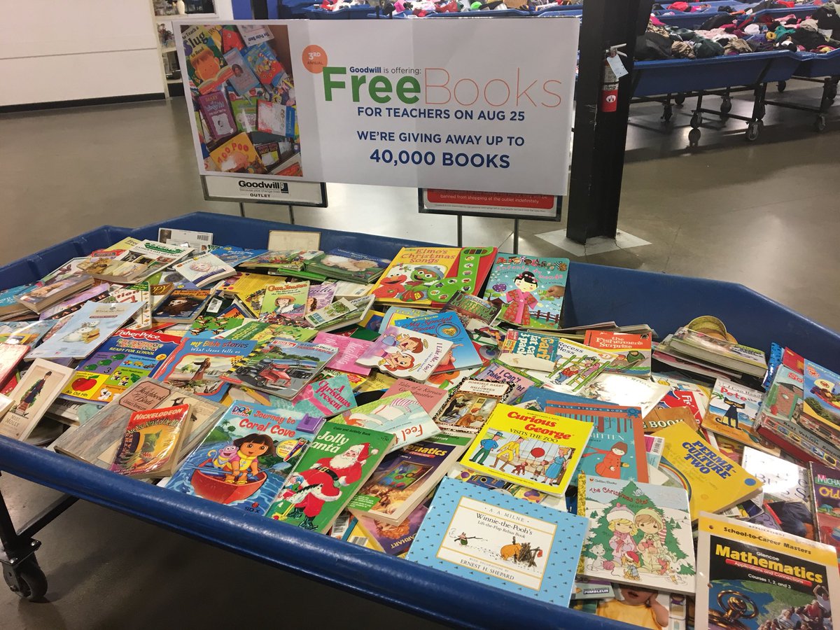 dougdKING5's tweet photo. This Saturday at four @GoodwillIntl @goodwillwa locations they’re having a #FreeBooksforTeachers Selah, Kent, Tacoma, and Olympia. A teacher can come and get 50 free books for their classroom. #ReadingisFundamental @TonyBlackTV is telling you about it #K5ImUp https://t.co/fGRxdbHIxb