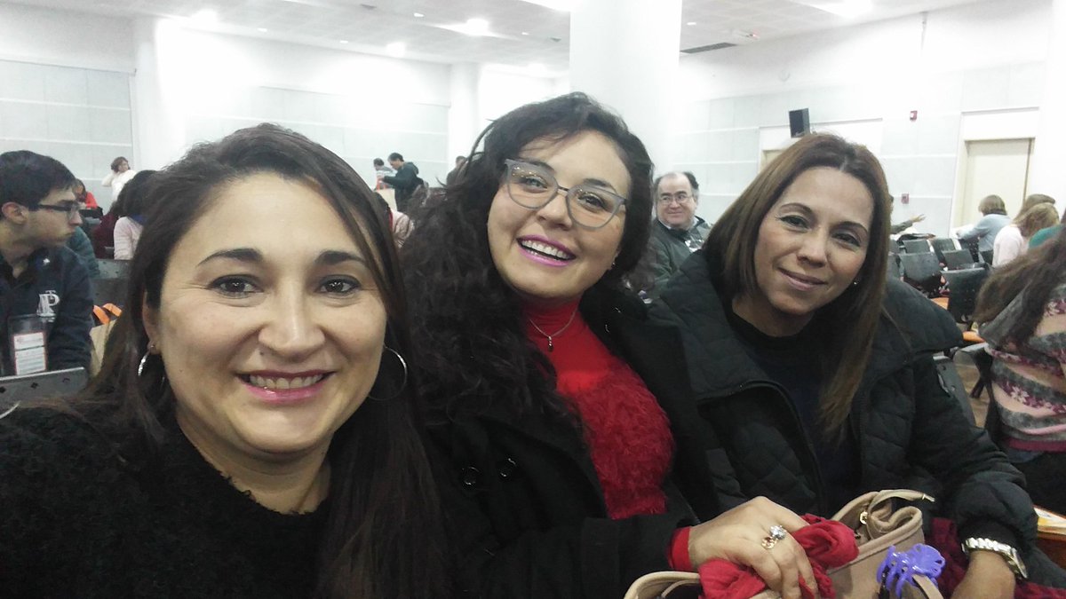 patriciapinasco's tweet photo. Seminario Internacional de Aprendizaje y Servicio Solidario #clayss  Gran experiencia!! Espacios tan importante para crecer como sociedad.. Gracias @aniberruezo y @UrtubeyJM por permitir que esto suceda!! .💙👦👧 https://t.co/G3iVq6IbRB
