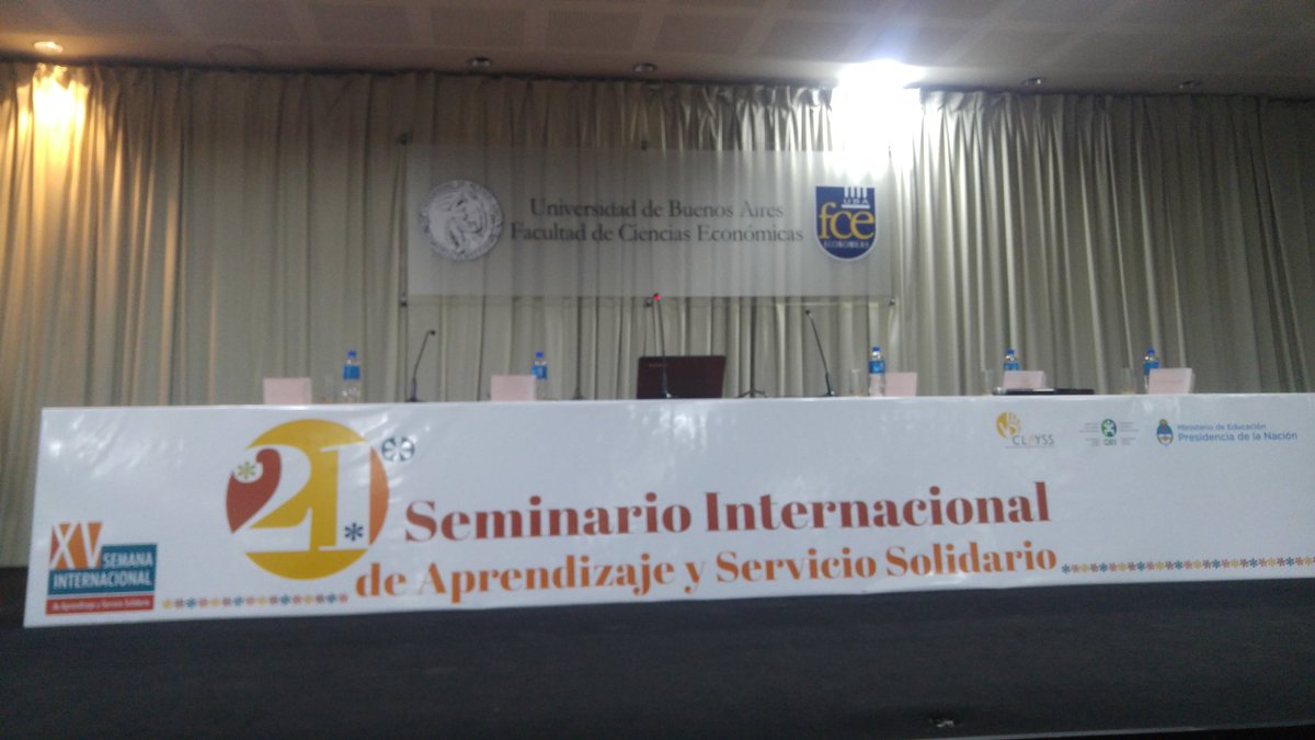 patriciapinasco's tweet photo. Seminario Internacional de Aprendizaje y Servicio Solidario #clayss  Gran experiencia!! Espacios tan importante para crecer como sociedad.. Gracias @aniberruezo y @UrtubeyJM por permitir que esto suceda!! .💙👦👧 https://t.co/G3iVq6IbRB