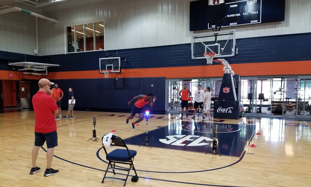 BAM_Testing's tweet image. BAM rolled into the state of Alabama yesterday for an awesome day of pro combine testing with Auburn University’s Men’s Basketball Team @auburnmbb One of our favorite college stops each year! Thank you Tigers! Follow us @bamtesting #testlikeapro