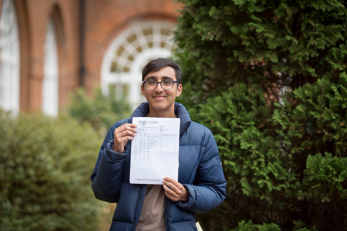 mgs_1515's tweet image. Very well done to MGS pupil Athar Shahzada, who was awarded nine A*s in his GCSE examination results today. #gcseresults2018 #GCSEs2018