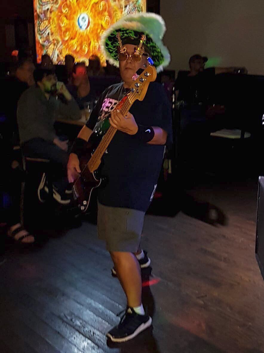 Well that was a lot of fun! A packed house at <a href="/DrumsNFlatsAjax/">Drums N Flats Ajax</a> last night as the Farm Rocks inaugural Summer Tour finale brought the Rock! <a href="/trscustomdrums/">TRS Custom Drums</a> @WhatSheSaidTalk <a href="/MikeRosieShow/">Mike & Rosie Show we love u say it back</a> <a href="/FarmRocksStudio/">The Farm Rocks</a> <a href="/RhythmBrewsBeer/">Rhythm&BrewsBrewing</a> <a href="/1059TheRegion/">105.9 The Region</a> <a href="/LongMcQuade/">Long & McQuade</a> @CGwbCM