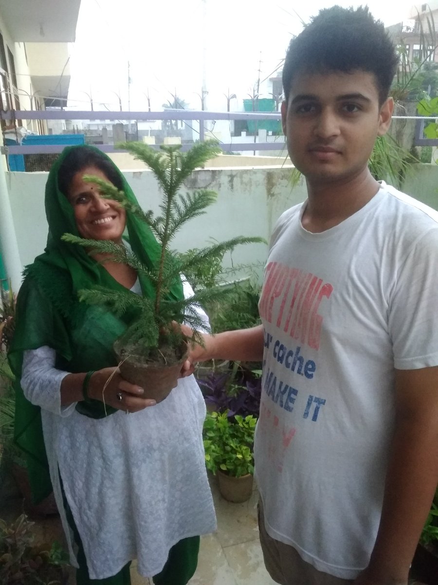 RedTapeMovement's tweet photo. On #Sept08 @RedTapeMovement will mobilise citizens in #UttarPradesh, #India to take #ClimateAction. ~300 schools & 10K students will #RiseforClimate,
do #plantation, tie #RedTapes on trees & take #OathToSave #Environment
https://t.co/P1ifDE6big #StepUp2018 #GCAS2018 #ActOnClimate https://t.co/e1o6IcO0Ad