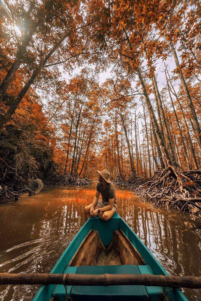 L'isola di #Palawan offre infiniti scenari per i viaggiatori che la visitano: provare il brivido dell'avventura, immergersi nella natura selvaggia, lasciarsi incantare da distese infinite di acqua cristallina. Non importa come, quest'isola vi lascerà un ricordo indelebile!
