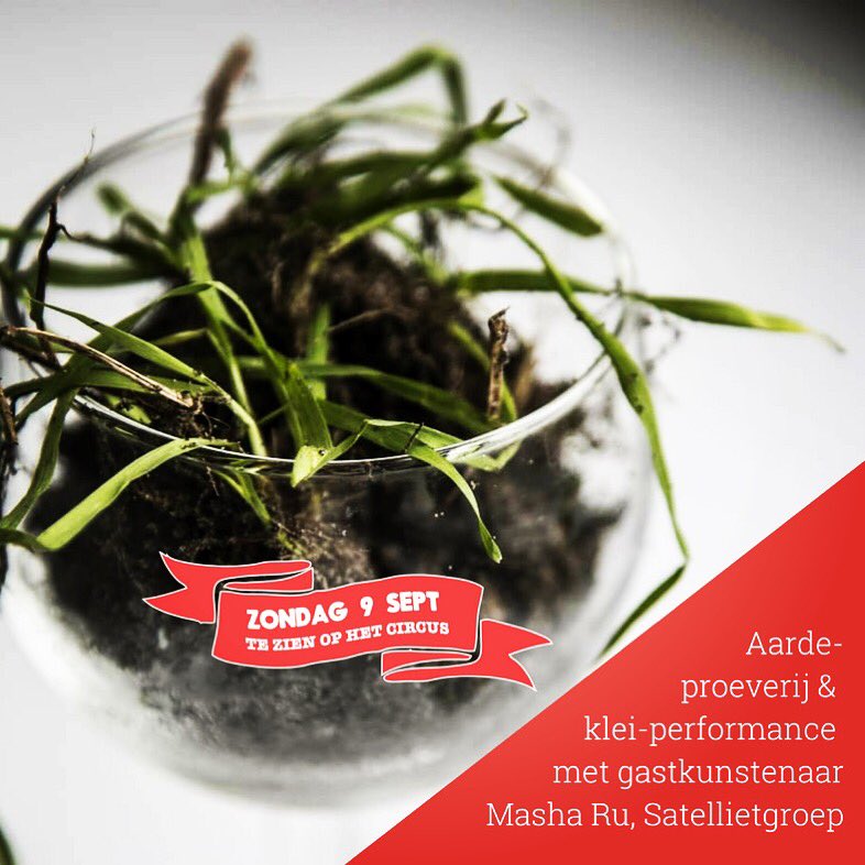 HetCircus's tweet photo. Naast muziek en theater, ook deze aardeproeverij en kleiperformance van kunstenaar Masha Ru op Festival Het Circus. @Satellietgroep

#festivalhetcircus #festival #denhaag #regentessekwartier #valkenboskwartier #kunst #klimaat #deverademing 

https://t.co/sFl0eCw3G2… https://t.co/3h3jIJS3RJ