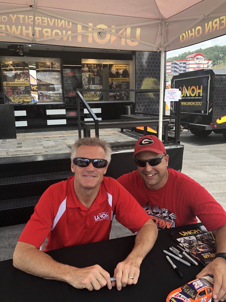  Happy birthday Kenny Wallace!!!! 