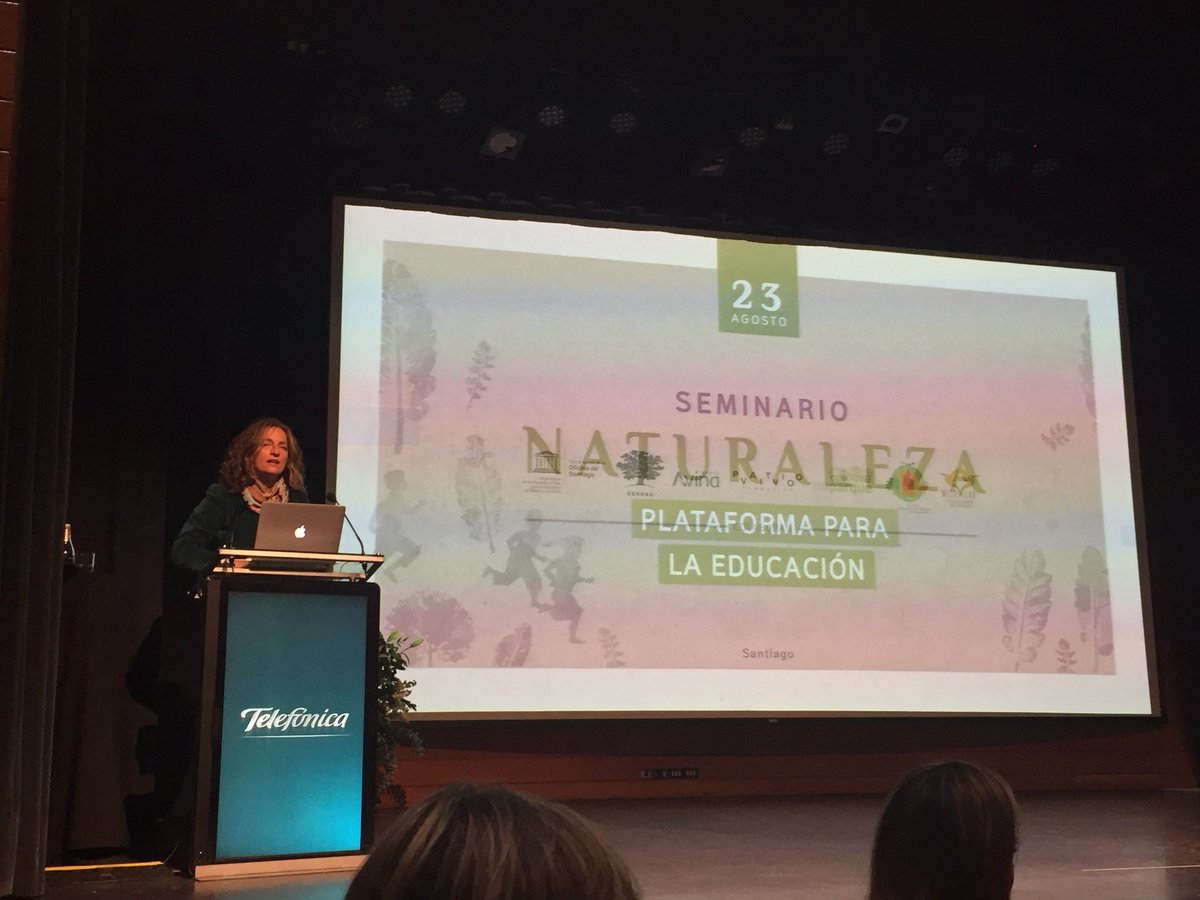 "La importancia de enseñar al aire libre, en la naturaleza es vital. En un mundo en donde los niñ<a href="/s/">『S』</a> están rodeados de cemento, la naturaleza es un instante de libertad que otorga espacios de desarrollo cognitivo y emocional" <a href="/mjcastrorojas/">María José Castro Rojas</a> #Naturalezaplataformaparalaeducacion