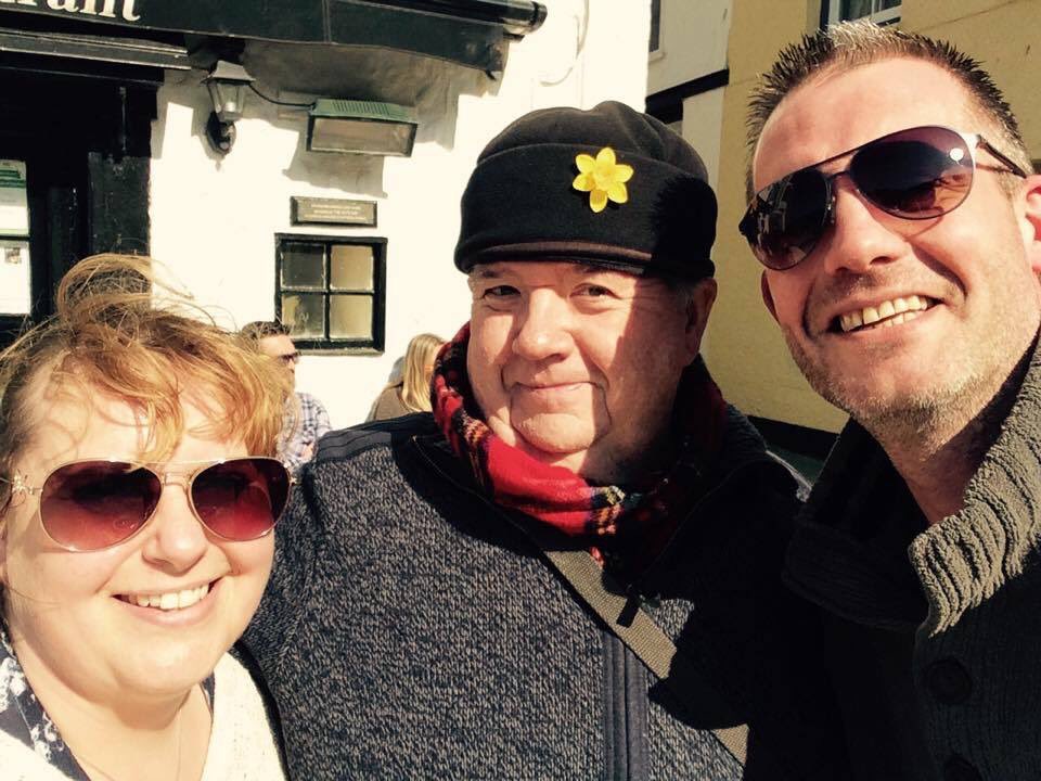 sanshui596's tweet photo. ๐ฅ #docmartin
#Filming of #DocMartin in #PortIsaac #Cornwall.
#filmcrew #filmset #outsideshots #tvseries #martinclunes #cameras #cameracrew #cornish #village #northcoast #biannually #film #docmartins #house #extras #fishermansfriends #singers #shantysingers #theplatt #beach #sea https://t.co/4DKasimkYF