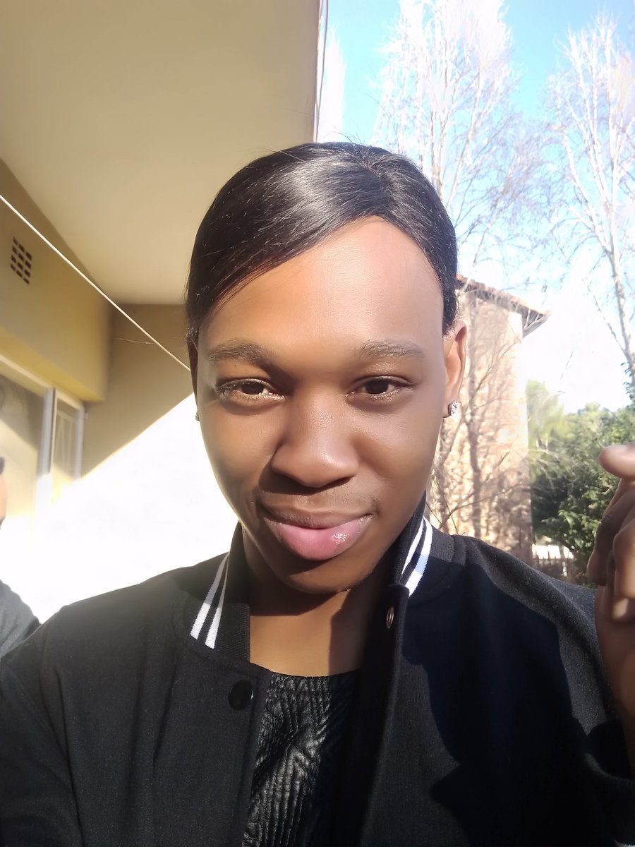 LadyHe's tweet photo. #FineBlackQueers #FineSkinMen https://t.co/FbPVhi5uf3