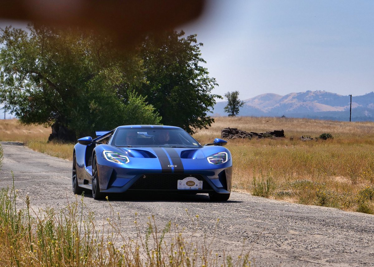 SeenThruGlass's tweet photo. Just another day during #CarWeek 😂 Quail Rally is over now and most people have arrived in Monterey so the next few days are likely to step up a level! 🙈 https://t.co/tA5ucN2zss