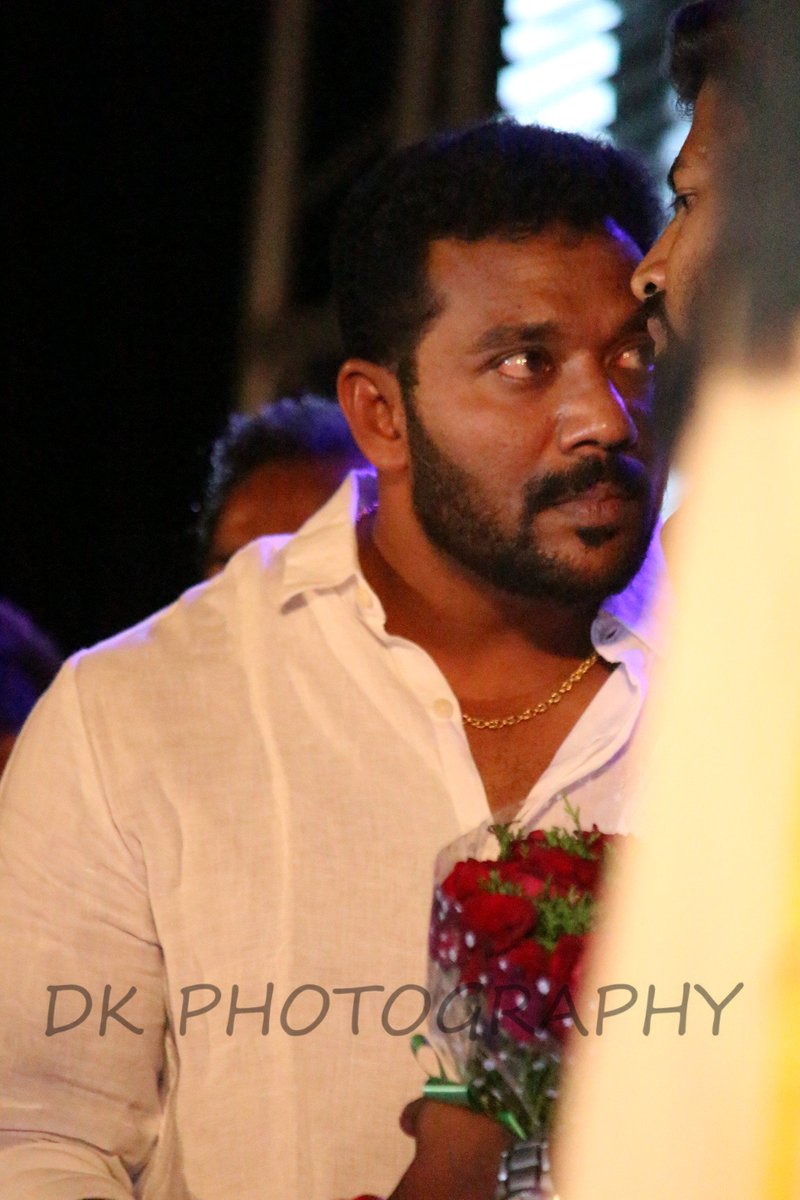 Dhinu_Official's tweet photo. #dkphotography #Maanavan @theIZHstudio @vinoth_gd Anna https://t.co/SS4GzkiCRU