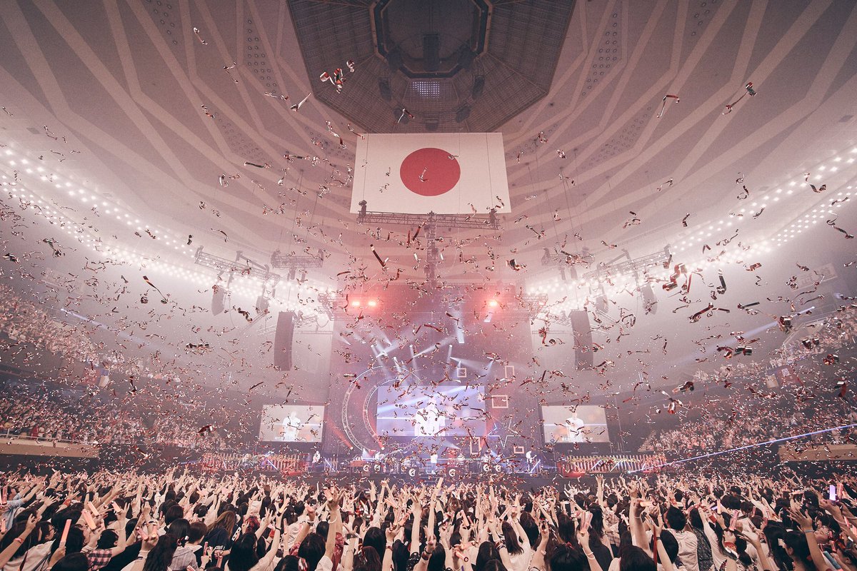 天月 あまつき 天月ワンマンライブ Loveletter From Moon In 日本武道館 伝えたい言葉も想いも溢れ出した 最高に幸せな一瞬でした 僕が歩いてきた道は間違ってなんかいなかった 歌った 踊った 喋った 笑った 泣いた また遊びましょう 今