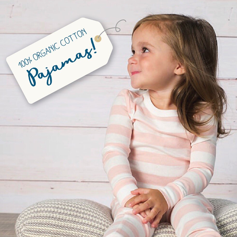 OliverandRain's tweet photo. 🌜 Sweet dreams and cozy kids in organic cotton PJs. Available in sizes 12M - 5T! #oliverandrain #littlebrandbigheart https://t.co/DoWS5jGXHl
