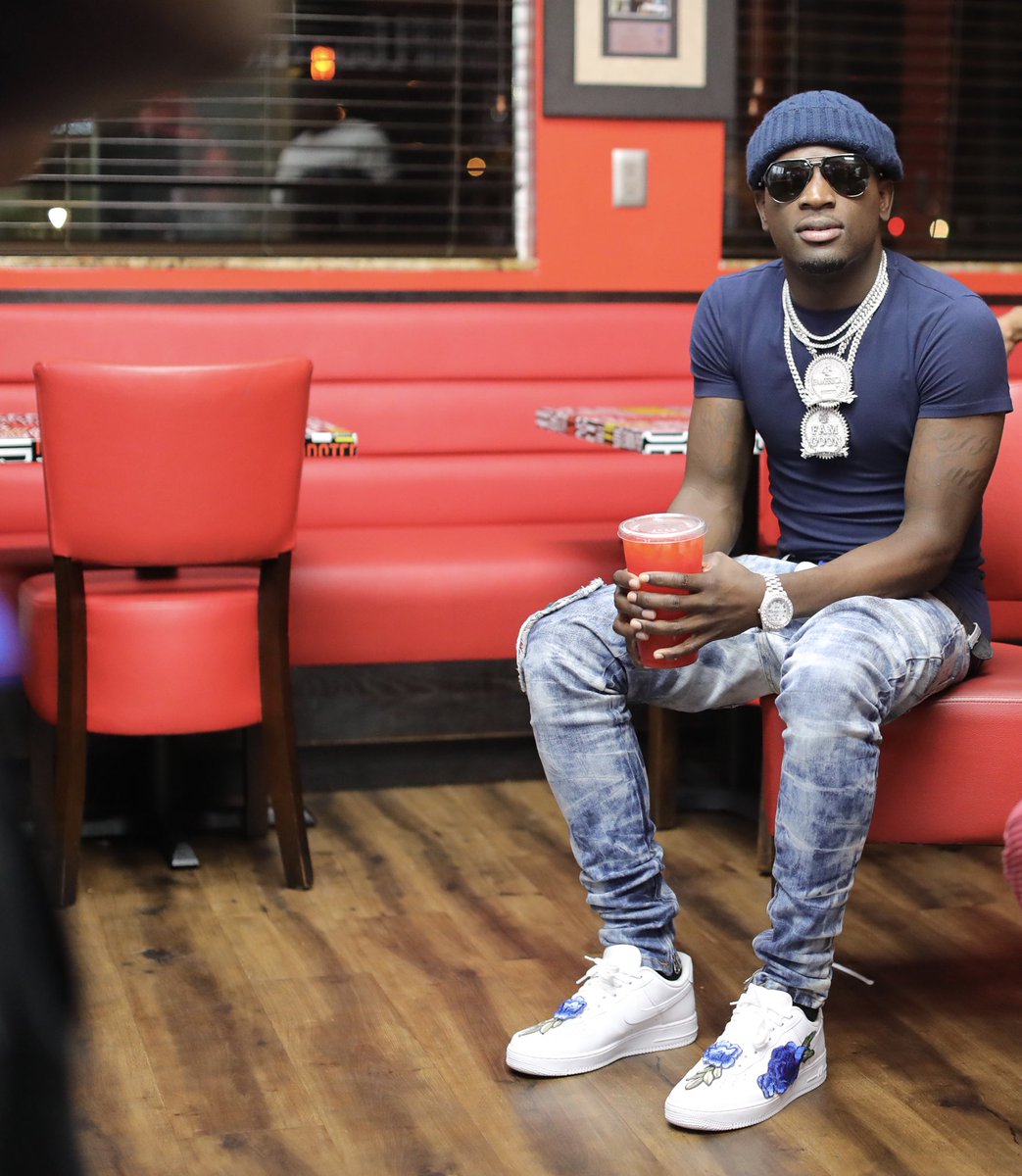 ralofamgoon's tweet photo. #FreeRalo https://t.co/AgJo4xi1xa