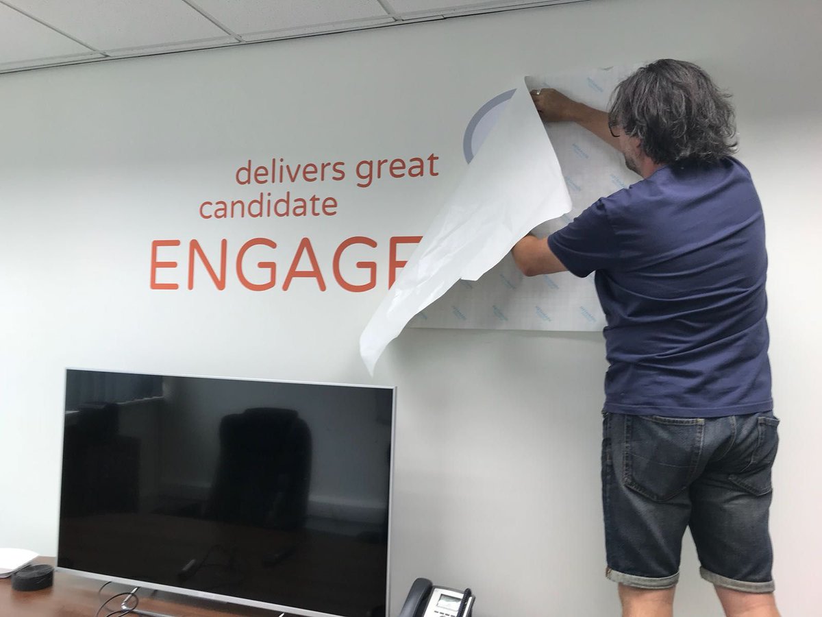 Tribepad's tweet photo. Big thanks to @ModernCreatives for installing our new graphics in the offices!
We're super pleased with them and look forward to working with you on future projects.
#sheffieldissuper #TribePad https://t.co/dI25p1VIUy