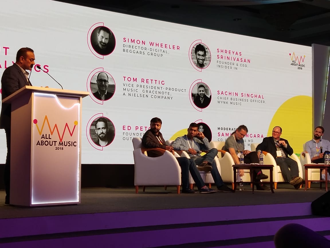 Dollyrateshwar's tweet photo. "Intuition is also based on programmatic data" -Energetic,insightful &amp; funfilled #RapidRound in literal sense by also an awesome moderator as always @samirbangara + #panelists @edpeto @afc99 #TomRettig @Gracenotetweets #ShreyasSrinivas #SachinSinghal @WynkMusic #allaboutmusic https://t.co/hrCQF84w1J