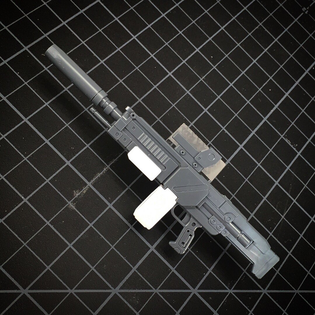 childofmecha's tweet photo. If you didnโt catch last nightโs stream, and you really should have, I showed the mods that I did to the Jesta rifle. I scratch built a foregrip and a box mag.
What do you all think?
#gundam #gunpla #childofmecha #ibuildgiantrobots #mobilesuitgundam #jesta #oob #simpledetails https://t.co/rj6fKzImX2