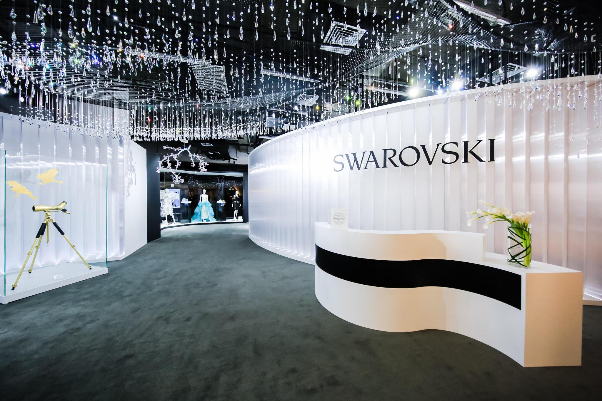 Swarovski partners with Tasa Meng for summer pop-up in Taoyuan Airport