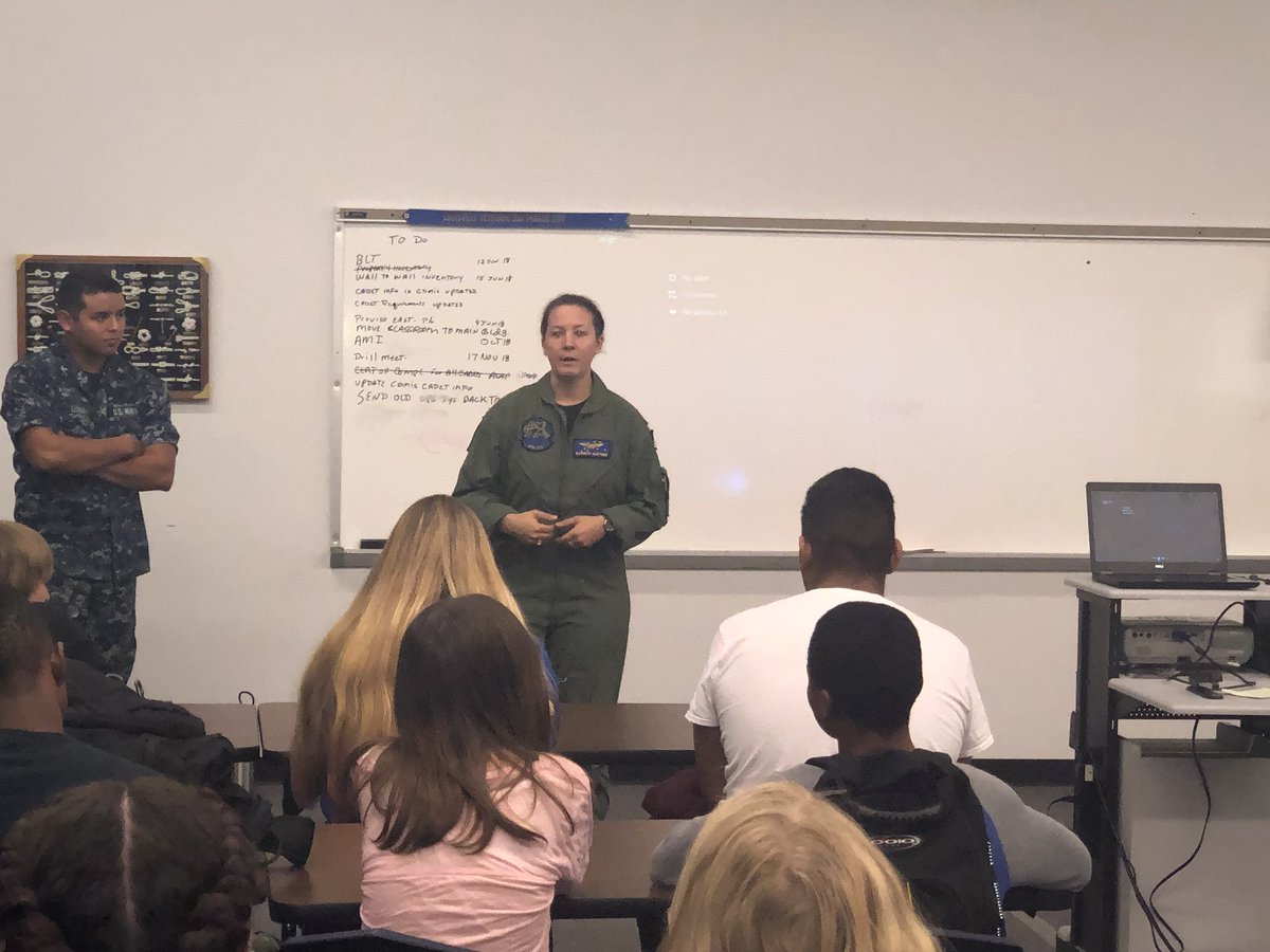 Thankful to the Navy for speaking with <a href="/ShawneeAcademy/">The Academy @ Shawnee</a> students about aviation <a href="/dporterJCPS/">Diane Porter</a> <a href="/JCPSKY/">JCPS</a> <a href="/JCPSAsstSuptHS/">Dr. Joseph Ellison, III</a> <a href="/dporterJCPS/">Diane Porter</a> #WeComingForYou