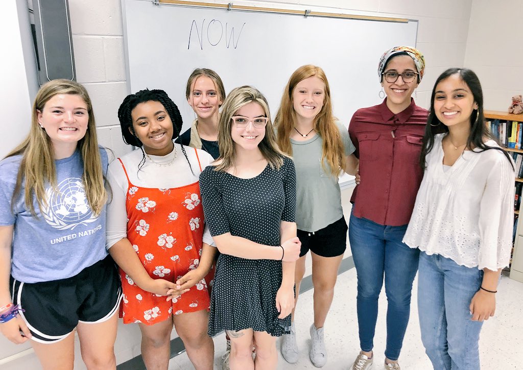 DuffNation_edu's tweet photo. 1st Leadership meeting for #BHSNOW!! Can’t wait to see all the good that they’ll be doing! Information for meetings, fundraisers, & events will be posted around the school soon!! @ChicagoNow @NationalNOW #BeTheChange #equalrights #leadership #TeenagersWillChangetheWorld #BSD220 https://t.co/QEvV9S4ynR