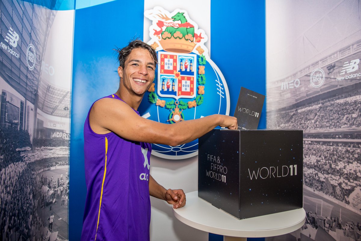 World 11 tweet media