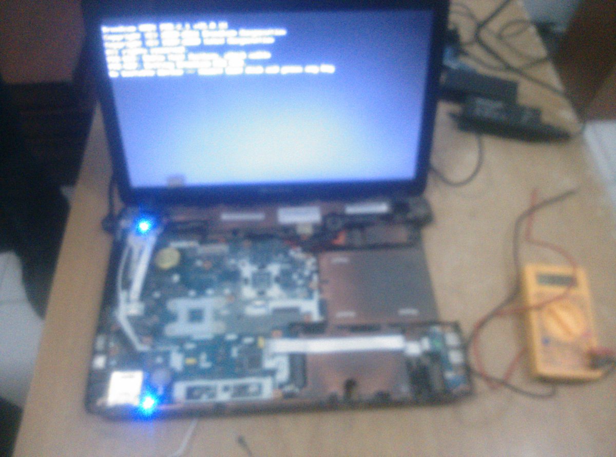 anglcrz's tweet image. Reparación de laptop que no encendía. #rvsoftware #reparacion de#computadora #laptop #tablet #telefono #barcelona #anzoategui wsp:04121826350