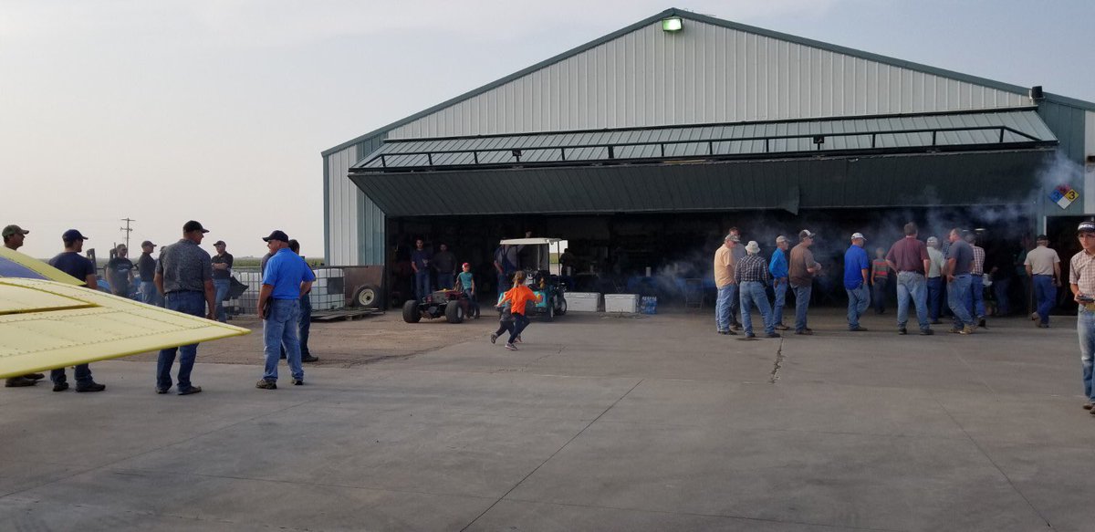 Ticeinator's tweet photo. Pinnacle Ag in Copeland Kansas hosted their first ever Mission and Innvictis plot tour for customers and consultants. With nearly 100 participants, I would consider it a huge success! https://t.co/JPXtjZgSP6