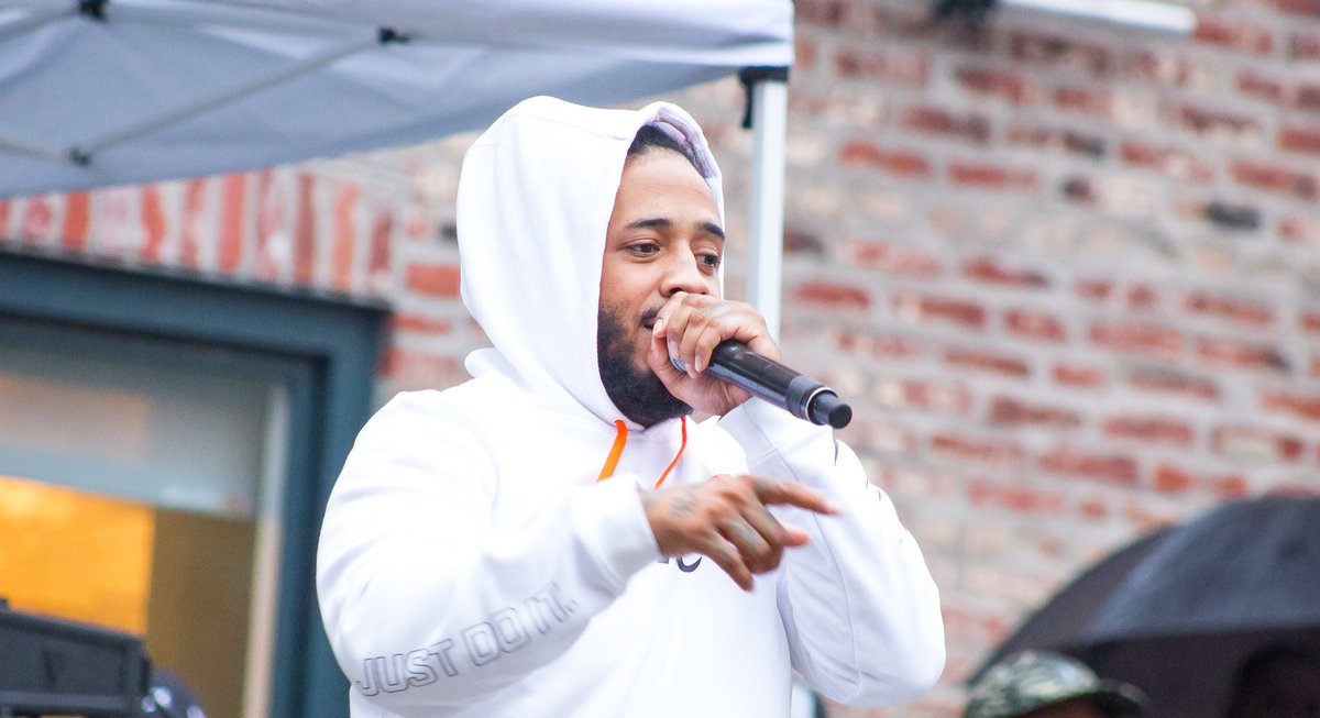 ADOLifestyle's tweet photo. Artist performances from @djaktive &amp; @dapfestofficial #DAPFEST2018. 

https://t.co/soLeQIhpeJ

#ADOLIFESTYLE #DAPFEST #PHILLY https://t.co/Dj0YoDqrDR
