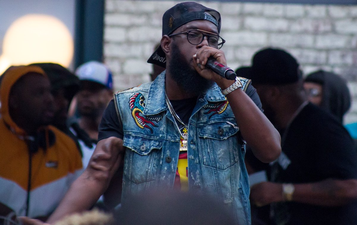ADOLifestyle's tweet photo. Artist performances from @djaktive &amp; @dapfestofficial #DAPFEST2018. 

https://t.co/soLeQIhpeJ

#ADOLIFESTYLE #DAPFEST #PHILLY https://t.co/Dj0YoDqrDR
