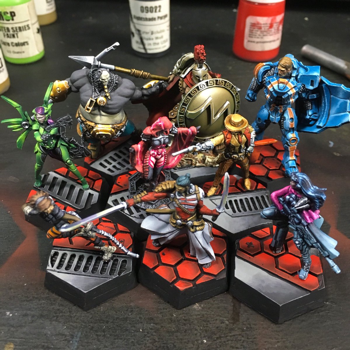 PiratemonkeyP's tweet photo. Finished the @aristeiathegame Project! Love how it turned out, finished pics coming soon but I’m to excited not to share. #infinitythegame #infinity #aristeia #corvusbelli #miniature #twitch #twitchtv #twitchstreamer #painting #art #fuckfear #fucksmoothness #piratemonkeypainting https://t.co/2btfxAtAh0
