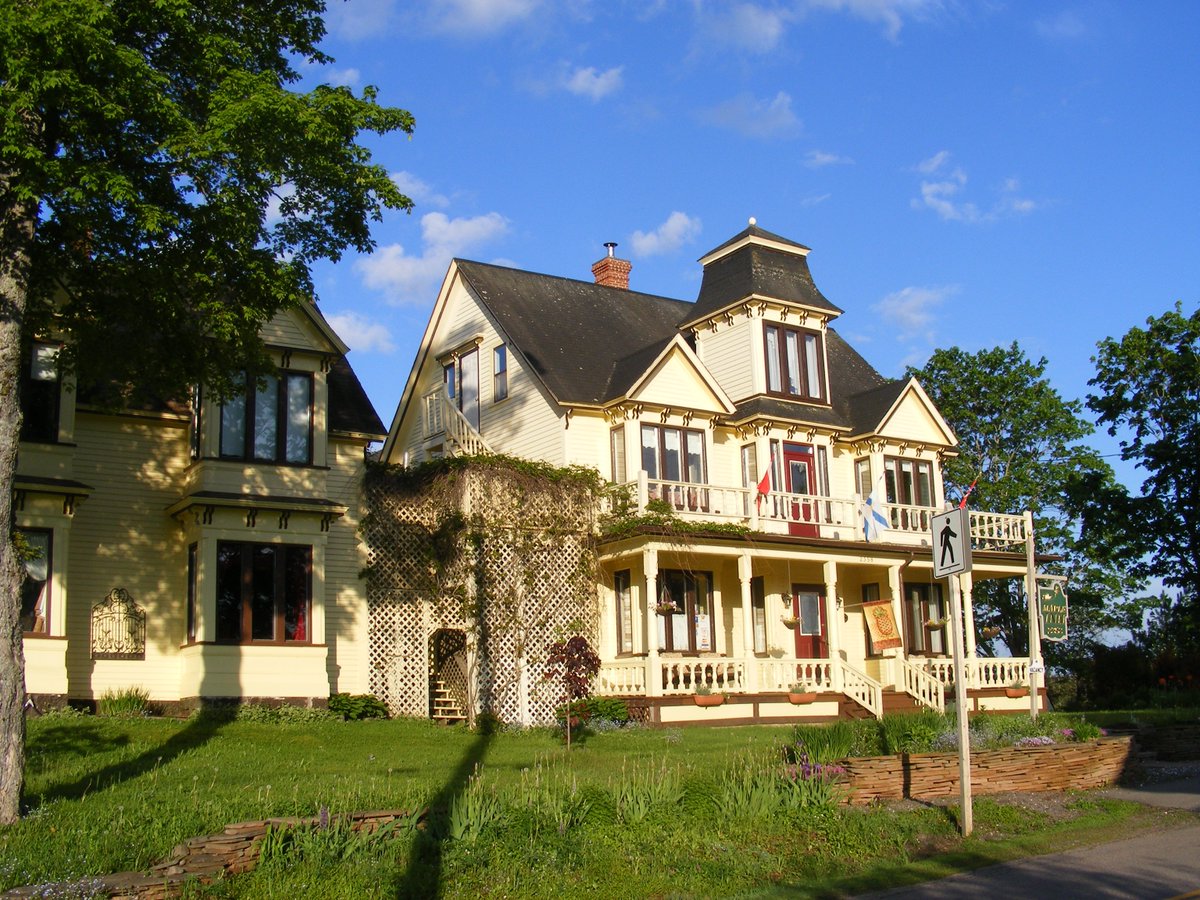 bbcanada's tweet photo. The Maple Inn is For Sale in Parrsboro, NS
https://t.co/lCGr0Cdtaw

#BBCanada #BedandBreakfast #ForSale #NovaScotia https://t.co/Xs6ra06aRh