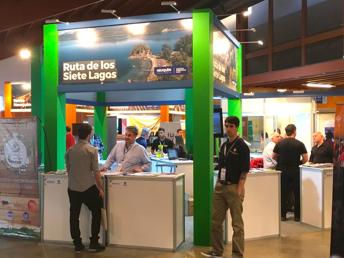 neuquentur's tweet photo. Ya está todo listo para que vengas a disfrutar de la Feria de Turismo más importante de la #Patagonia ! Este Finde comienza la #FeTur2018 en Neuquén Capital.
Enterate de todo el cronograma de actividades acá!→ https://t.co/Fg0qfHzNgU https://t.co/PfxFB4Gc6e