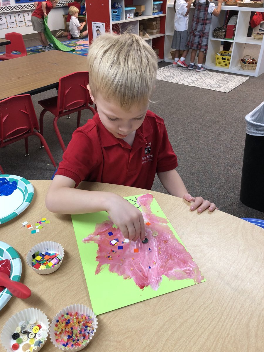 ms_mckim's tweet photo. “Creativity is contagious, pass it on.” - Albert Einstein #WeAreHSES18 #voyagers https://t.co/sIHuJoY0ZY