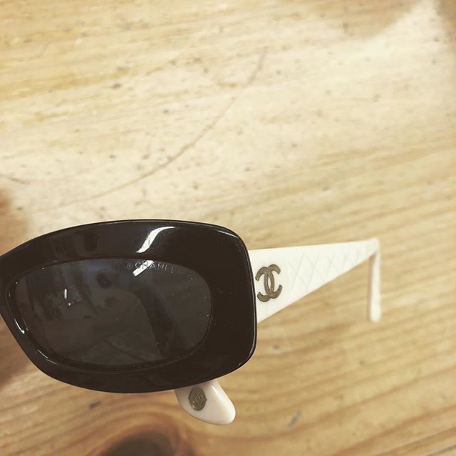 City_Revival's tweet photo. These #chanel beauties would look fab from sandy beach to snowy mountainside. #cityrevival #countyup https://t.co/4xxfqGPCwZ https://t.co/Yi7ewPjkpk