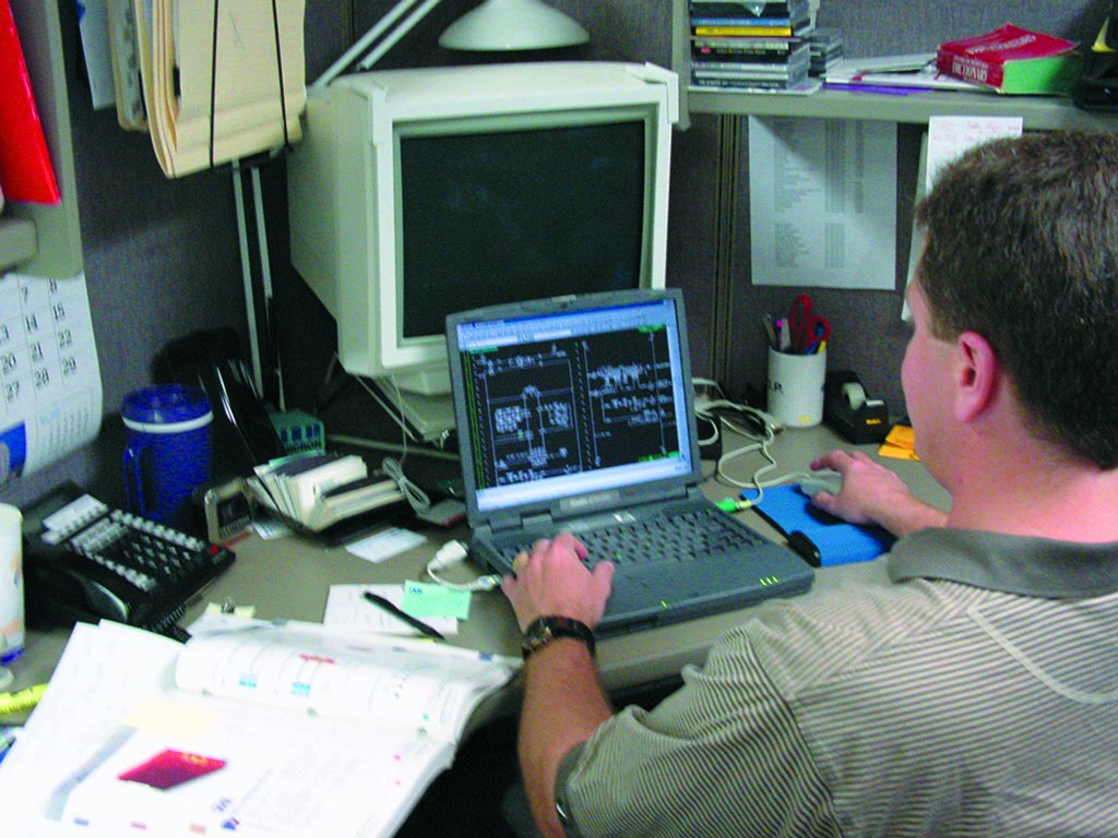 aerospecinc's tweet photo. #TBT Back to when the computers took up most of the desk space! Wow have we come a long way in #technology! https://t.co/rbV1hPyDB7