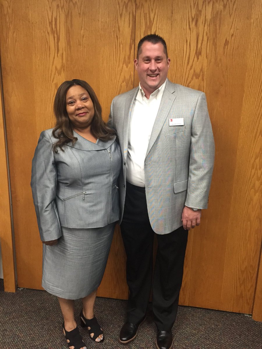 nealmccutcheon's tweet photo. Had the opportunity to see the great @DrYvonneStokes today. https://t.co/dlkC6LDXo1